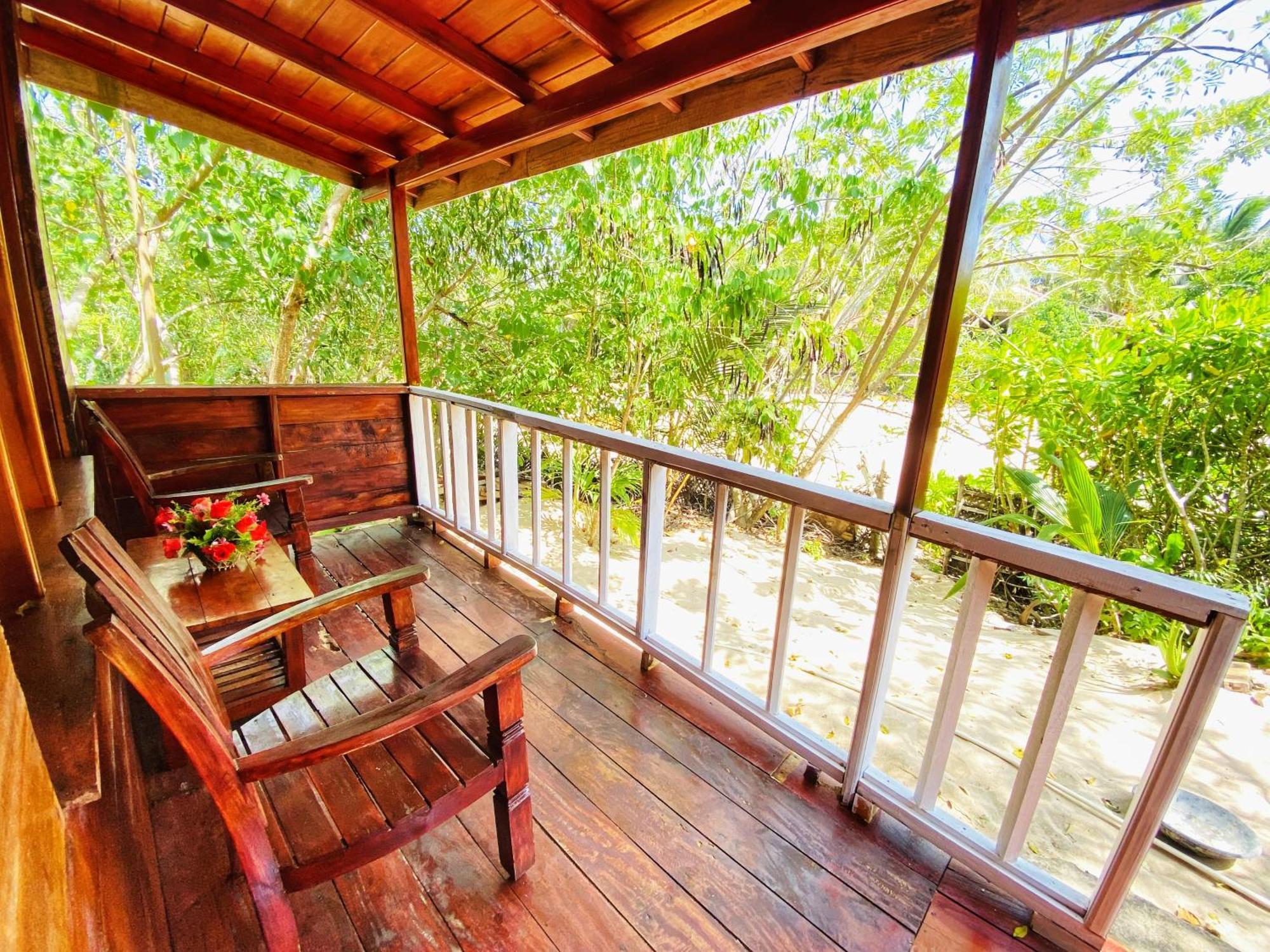 Little Pumpkin Cabanas Tangalle Rum bild